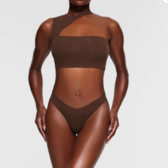 SKIMS Fits Everybody CUT OUT SUPER CROPPED TOP -XS - Picture 3 of 3